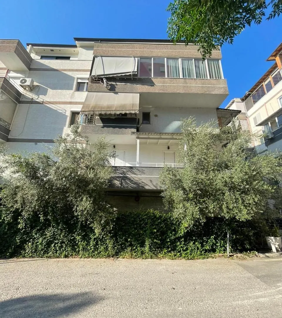 Tirana Perla Apartment 0*,  Albania